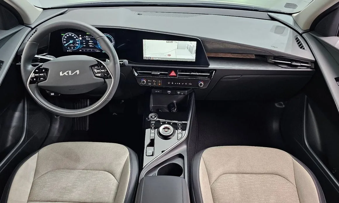 Kia Niro — фото 10