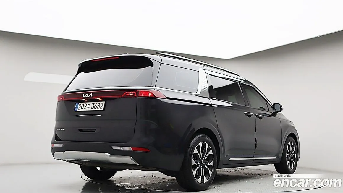 Kia Carnival — фото 3