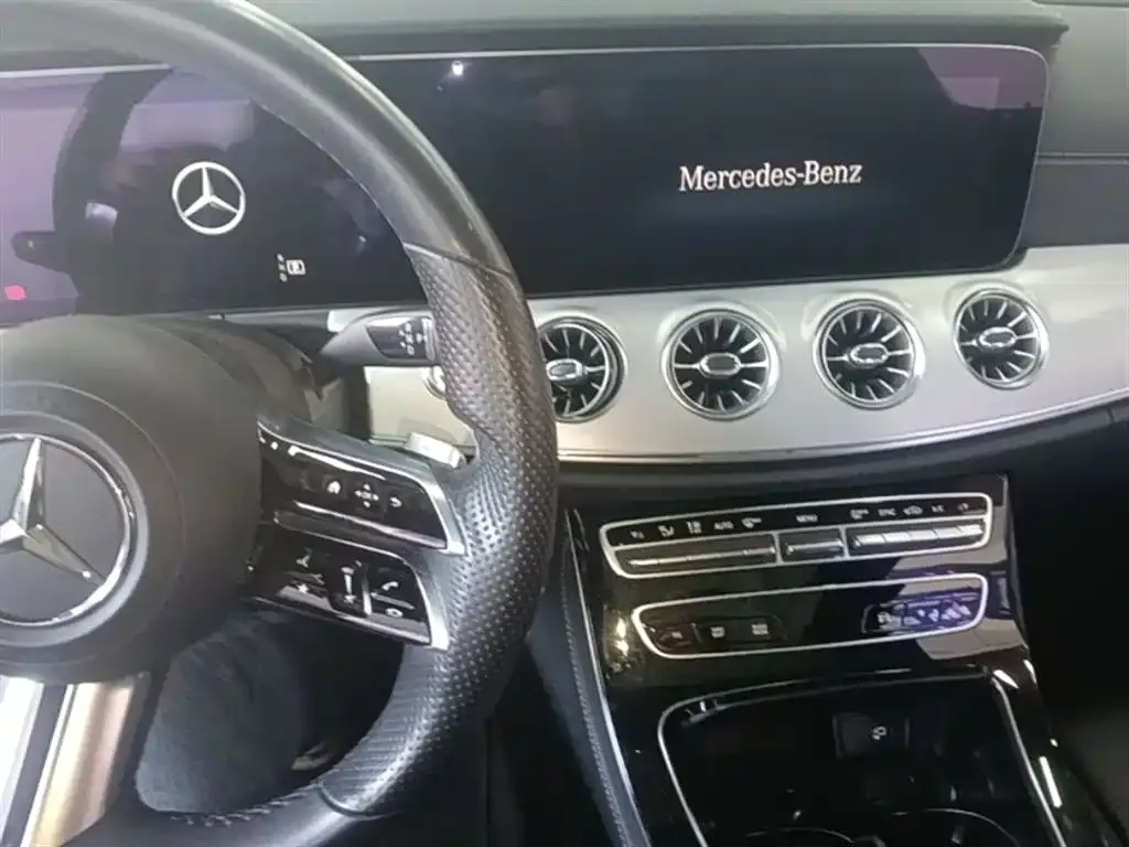 Mercedes-Benz E-Class (Import) — фото 10