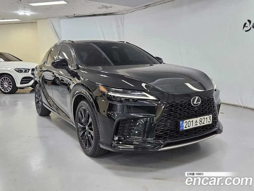 Lexus RX — фото 1