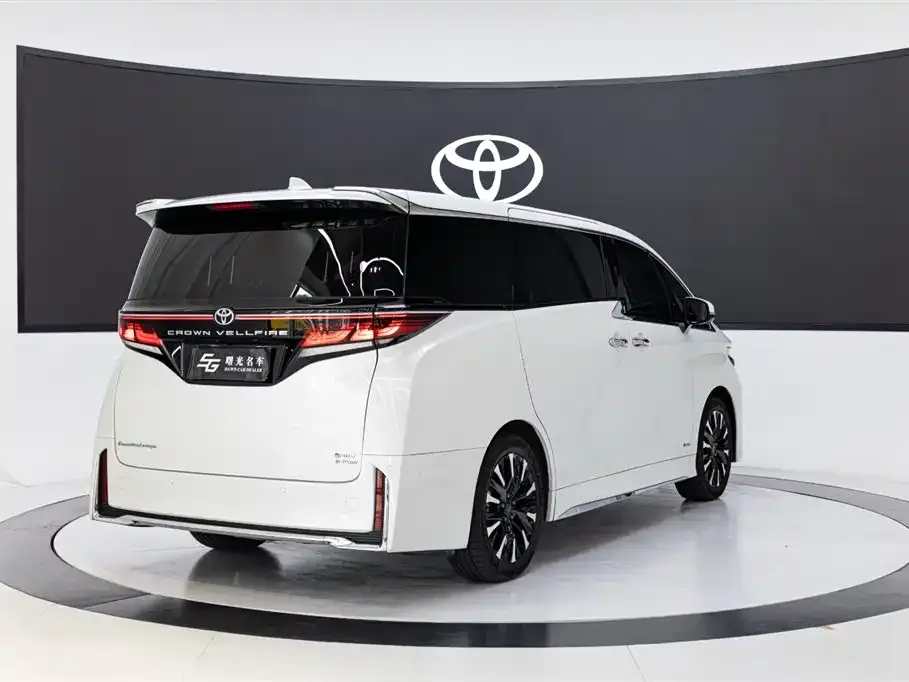 Toyota Vellfire — фото 7