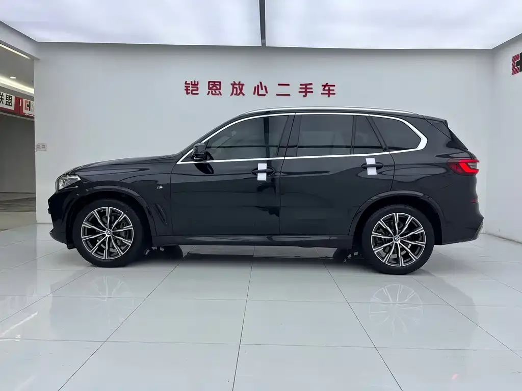 BMW X5 (Import) — фото 3