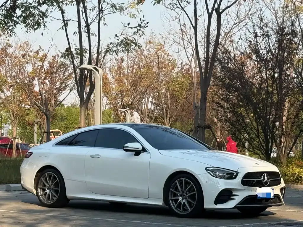 Mercedes-Benz E-Class (Import) — фото 2