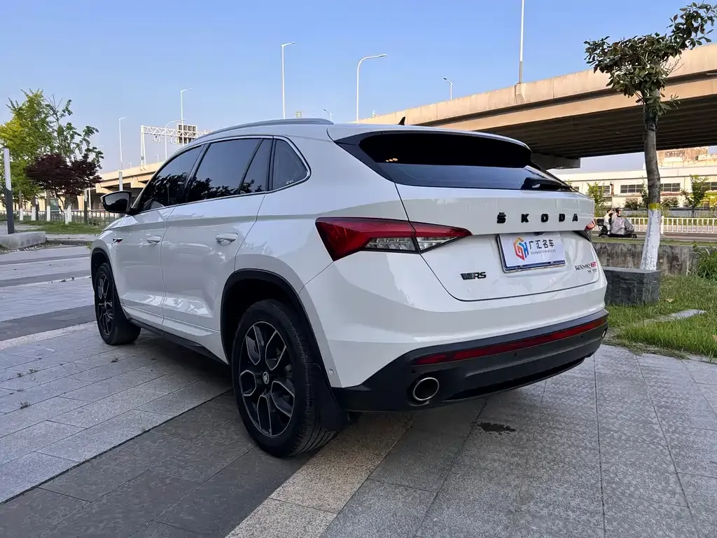 Skoda Kodiaq GT — фото 8