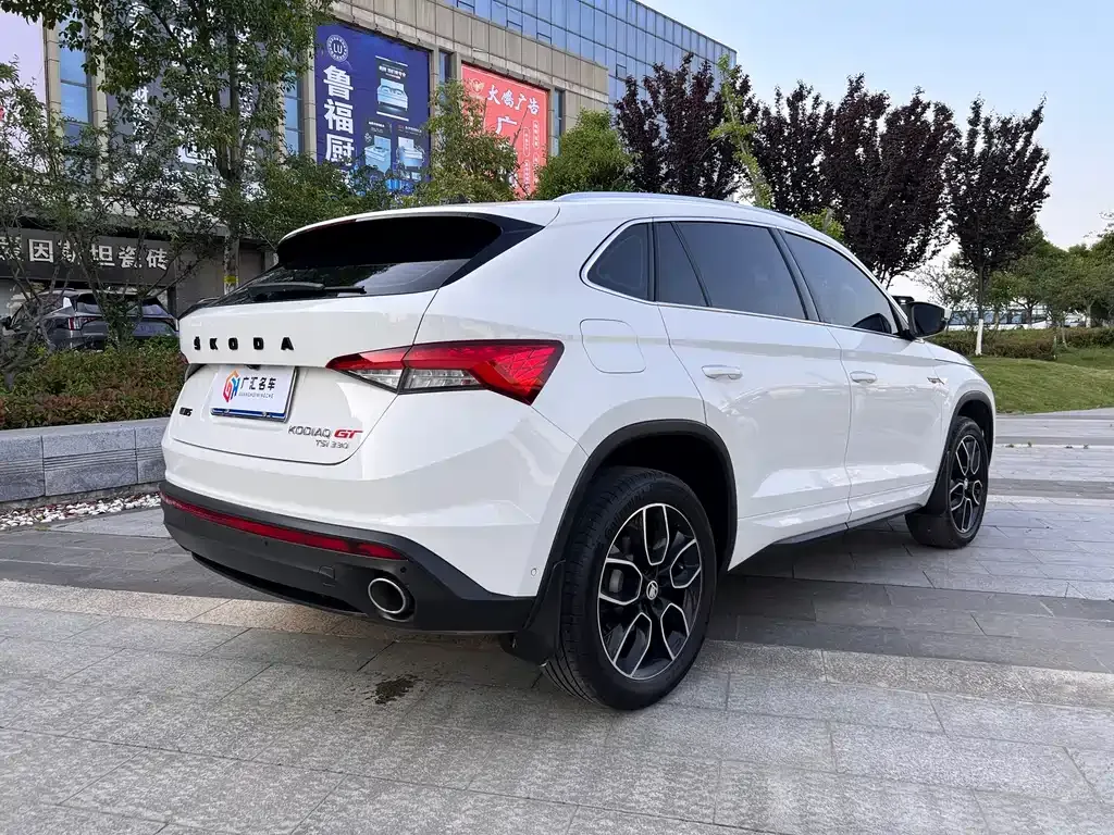 Skoda Kodiaq GT — фото 7