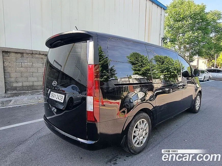 Hyundai Staria — фото 3
