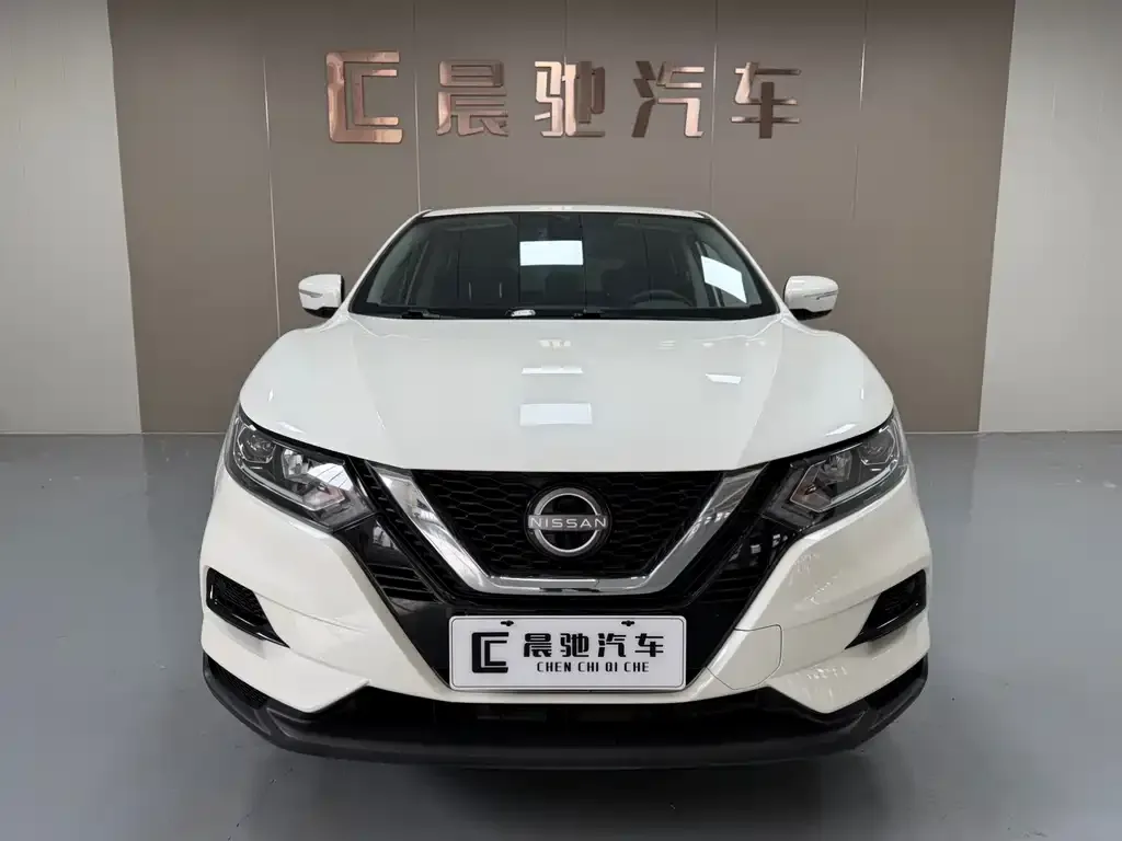 Nissan Qashqai — фото 2