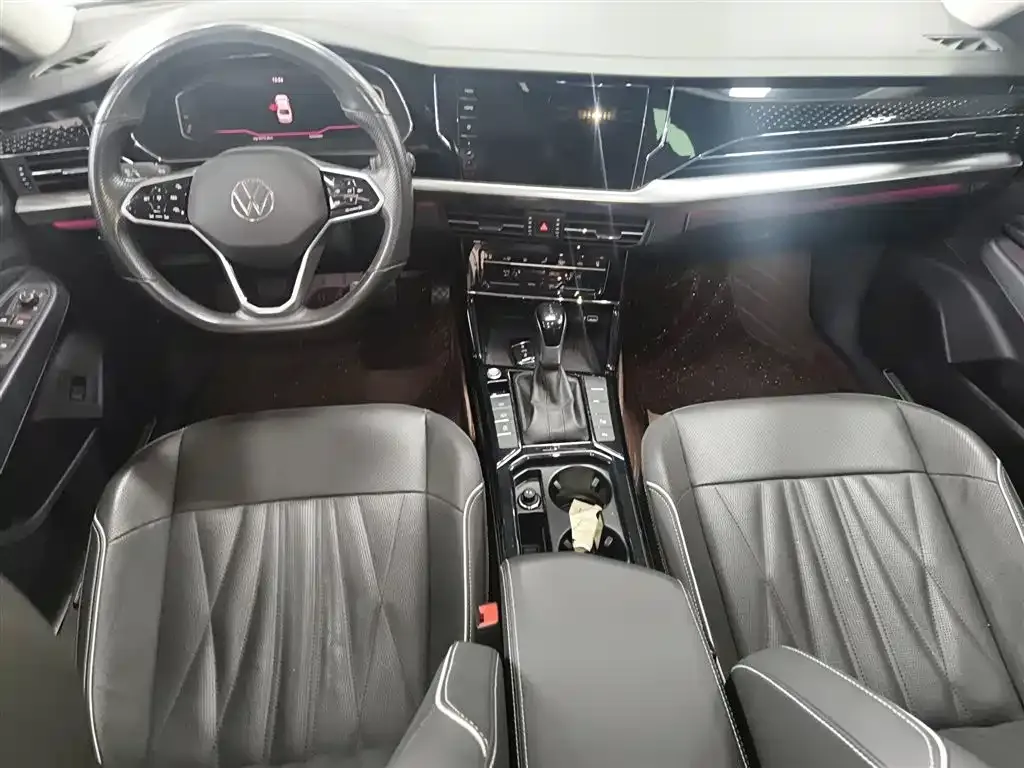 Volkswagen Passat — фото 7