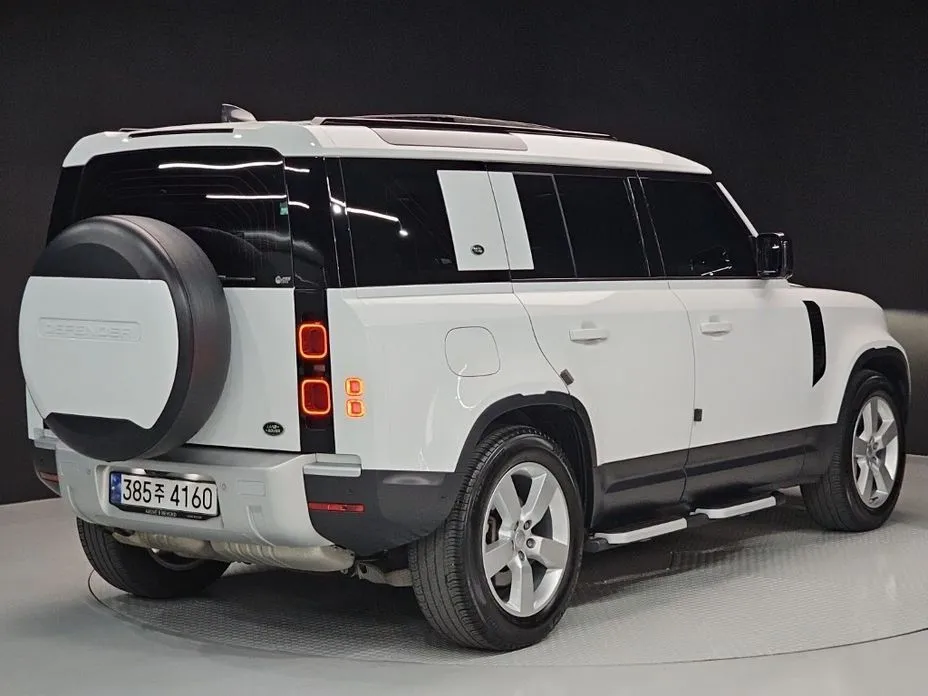 Land Rover Defender — фото 7