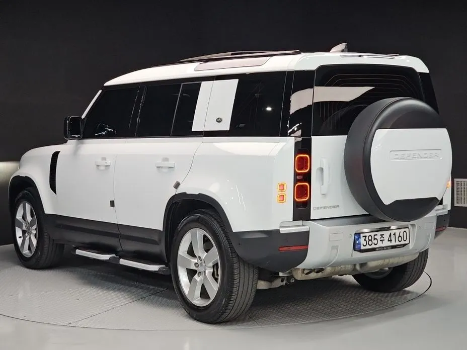 Land Rover Defender — фото 10