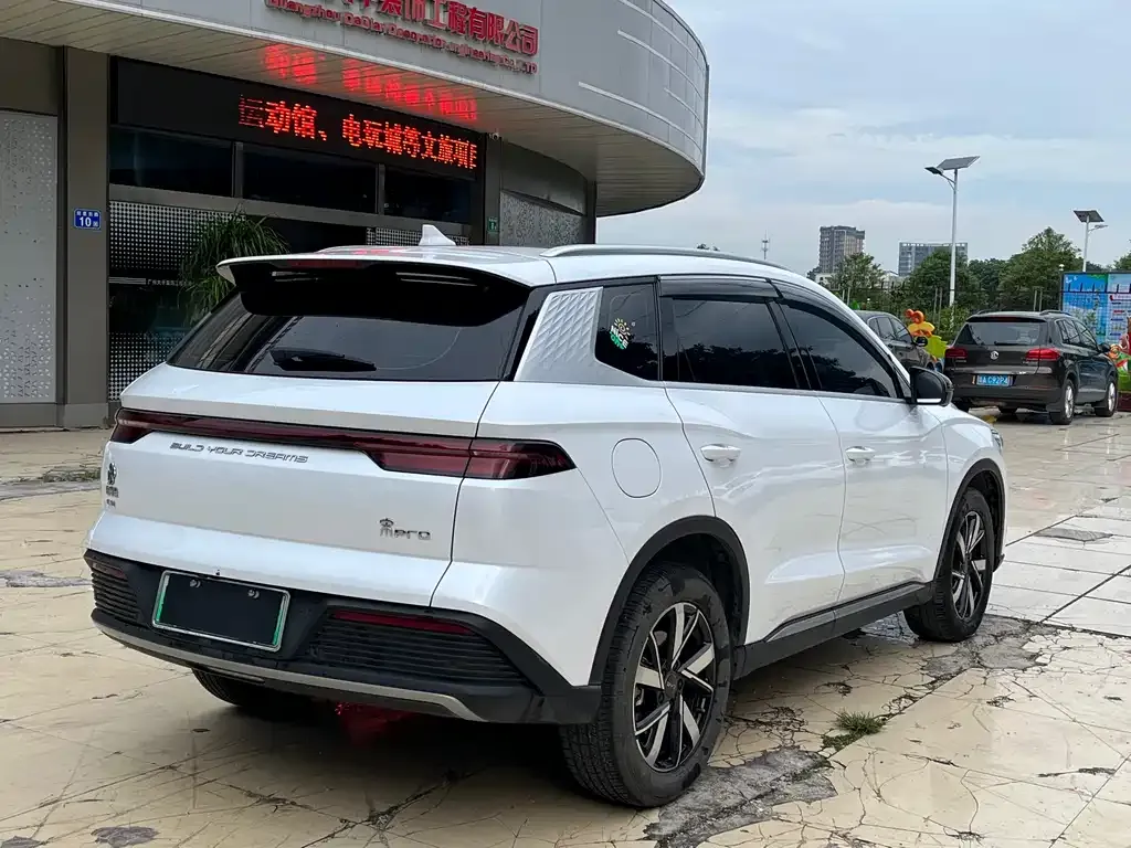 BYD Pro New Energy — фото 5