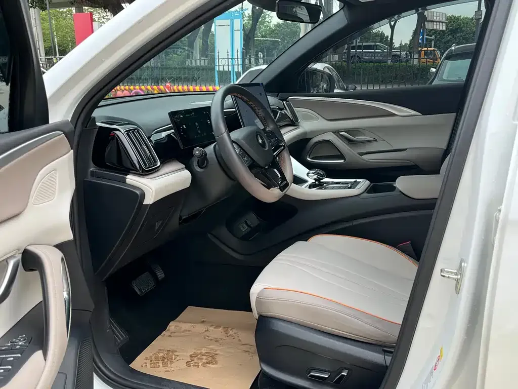 BYD Pro New Energy — фото 8