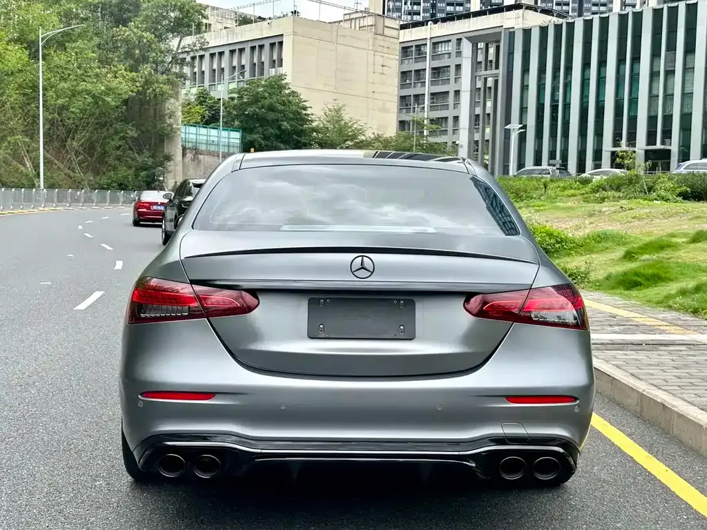 Mercedes-Benz E-Class AMG — фото 3