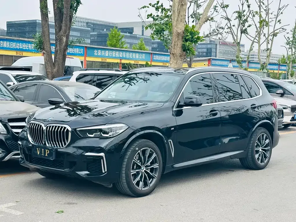 BMW X5 — фото 1