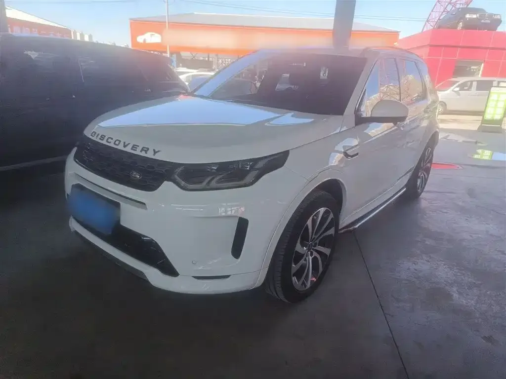Land Rover Discovery Sport — фото 1