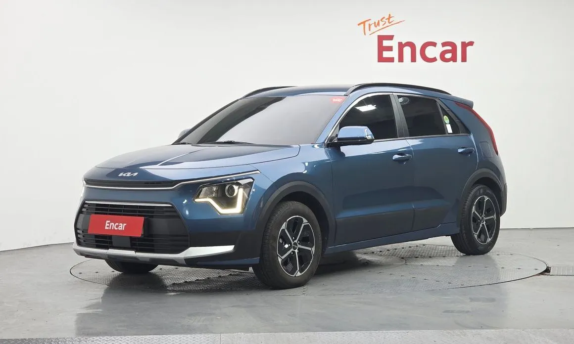 Kia Niro — фото 1