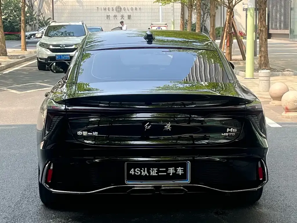 Hongqi H6 — фото 8