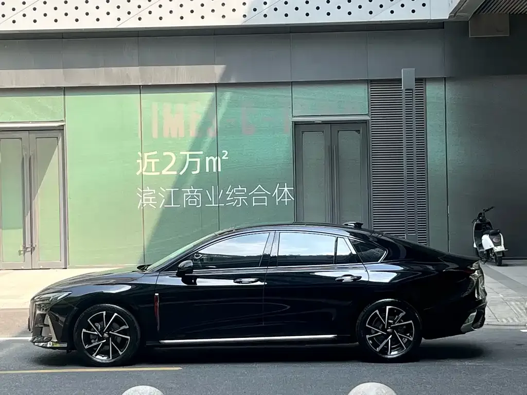 Hongqi H6 — фото 2
