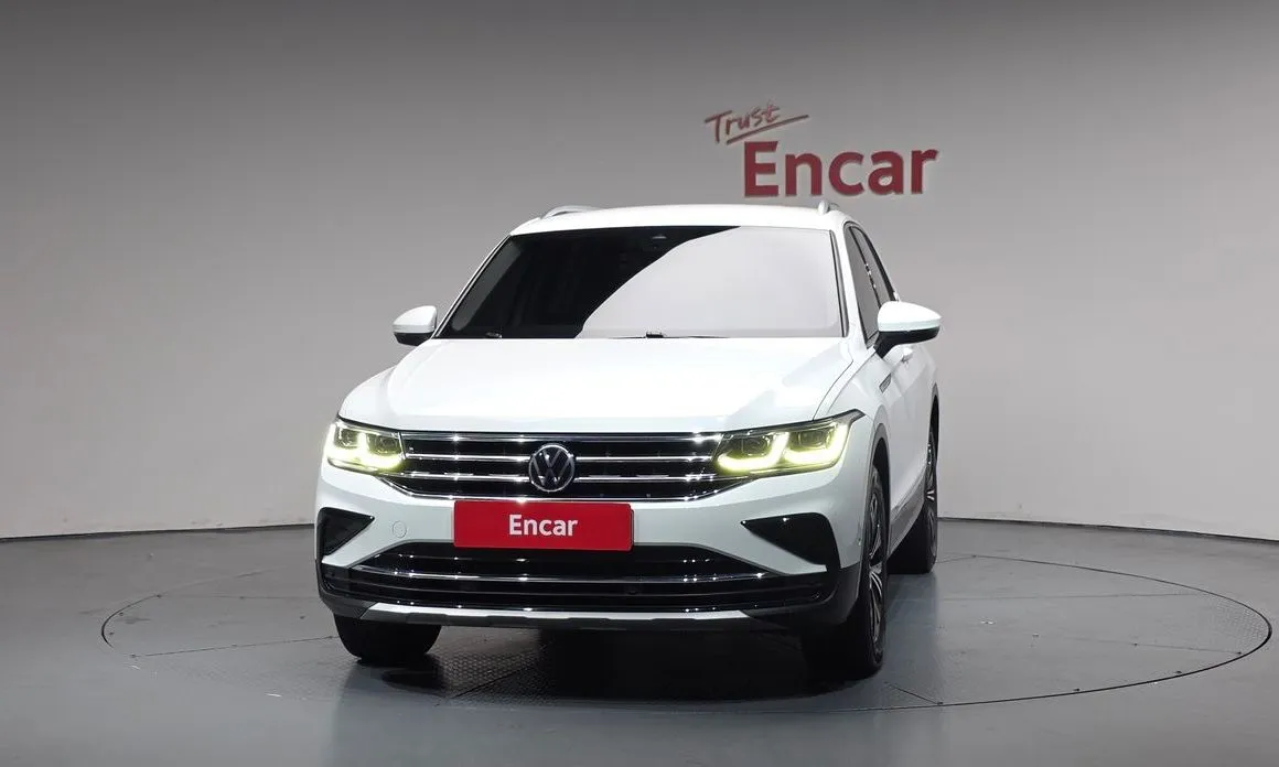 Volkswagen Tiguan — фото 4