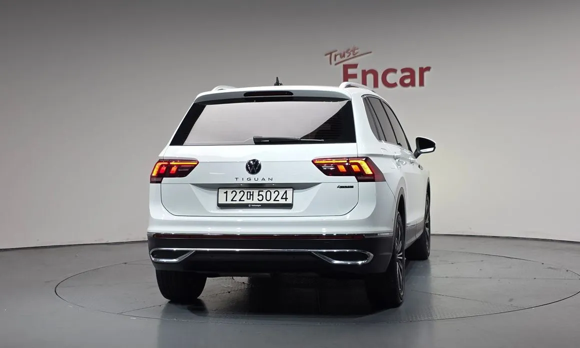 Volkswagen Tiguan — фото 3