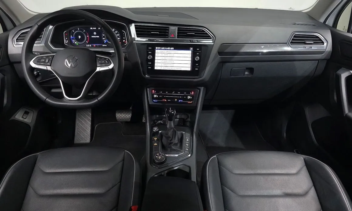 Volkswagen Tiguan — фото 7