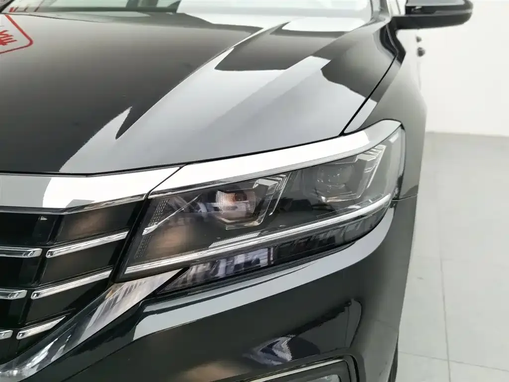 Volkswagen Passat — фото 7