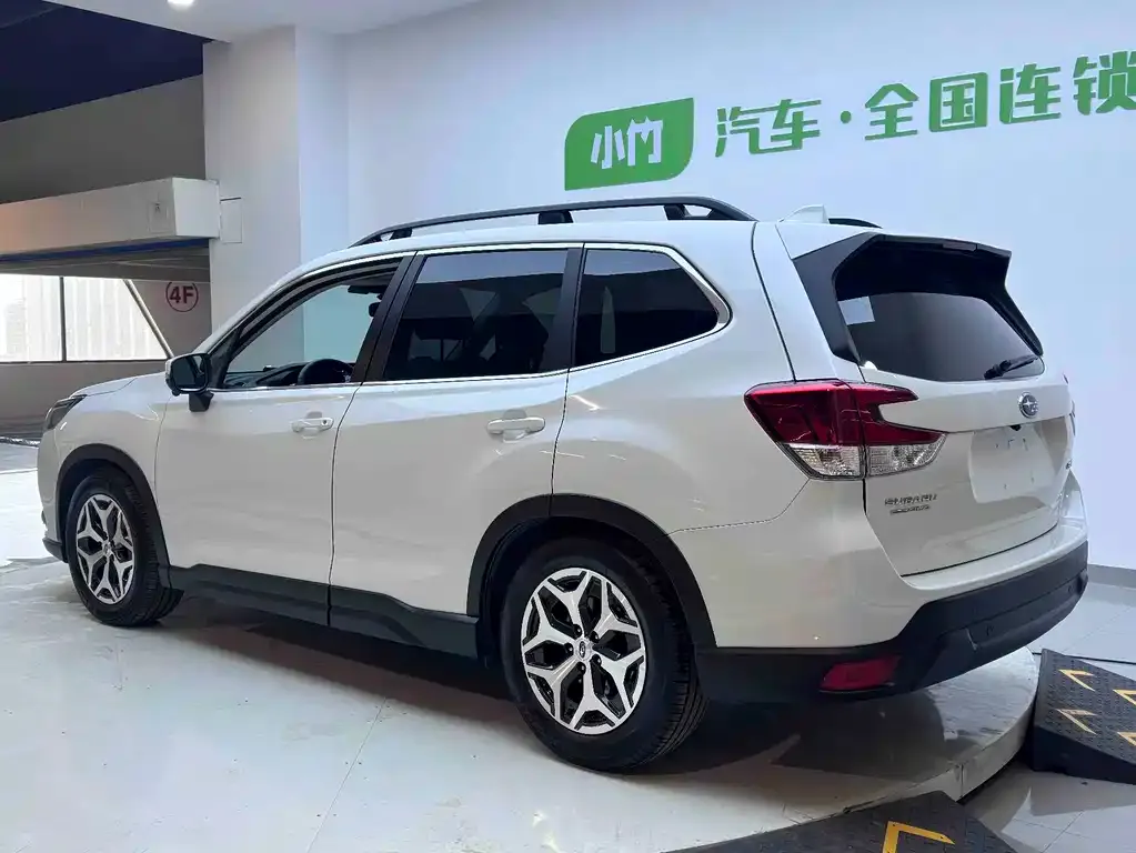 Subaru Forester — фото 6