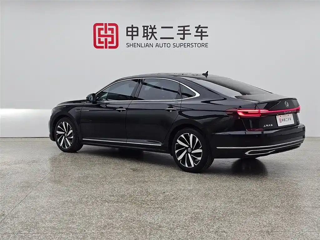 Volkswagen Passat — фото 6