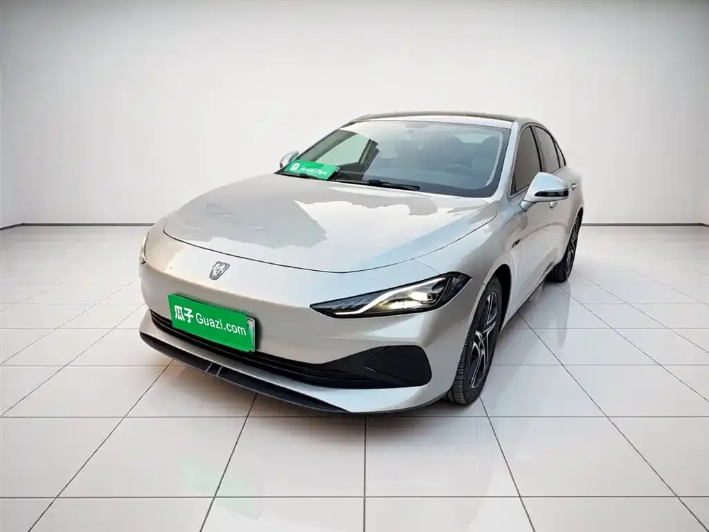 Roewe D7 — фото 1
