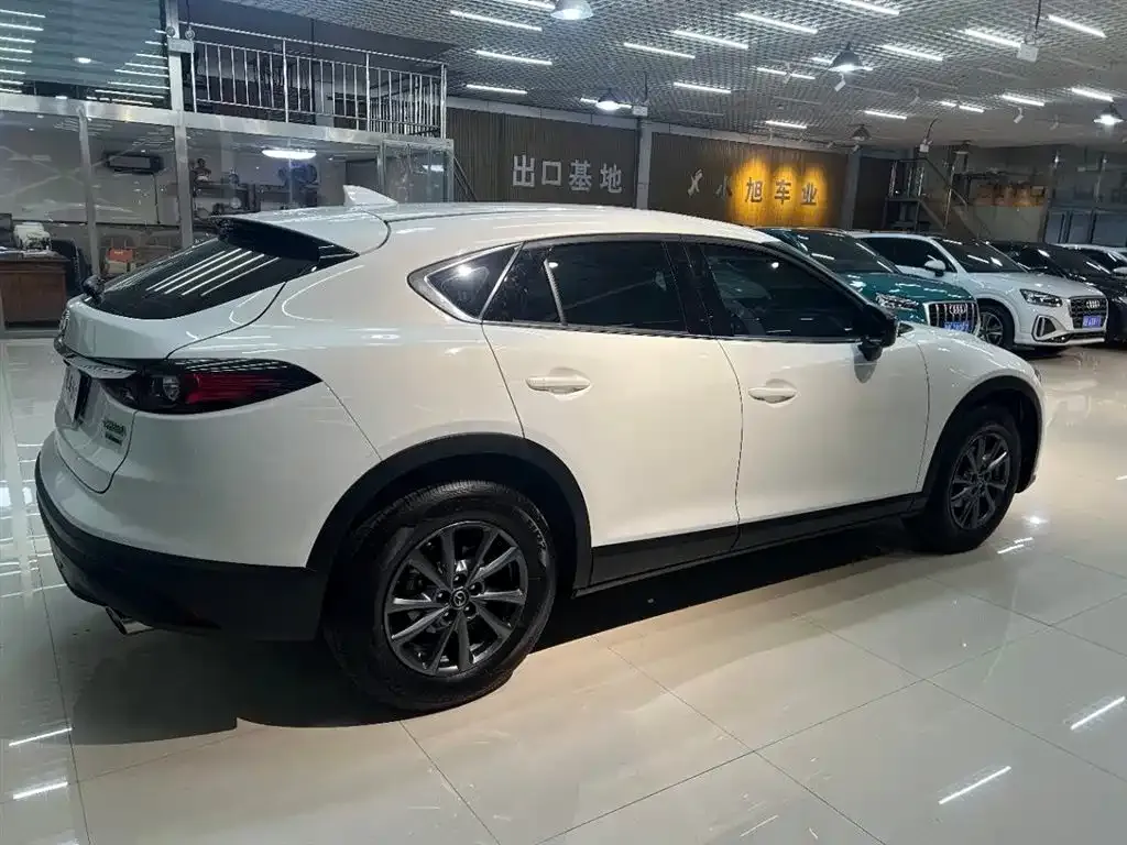 Mazda CX-4 — фото 6