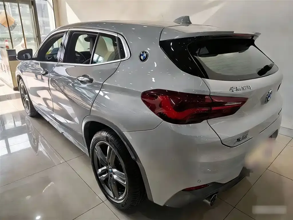 BMW X2 — фото 9