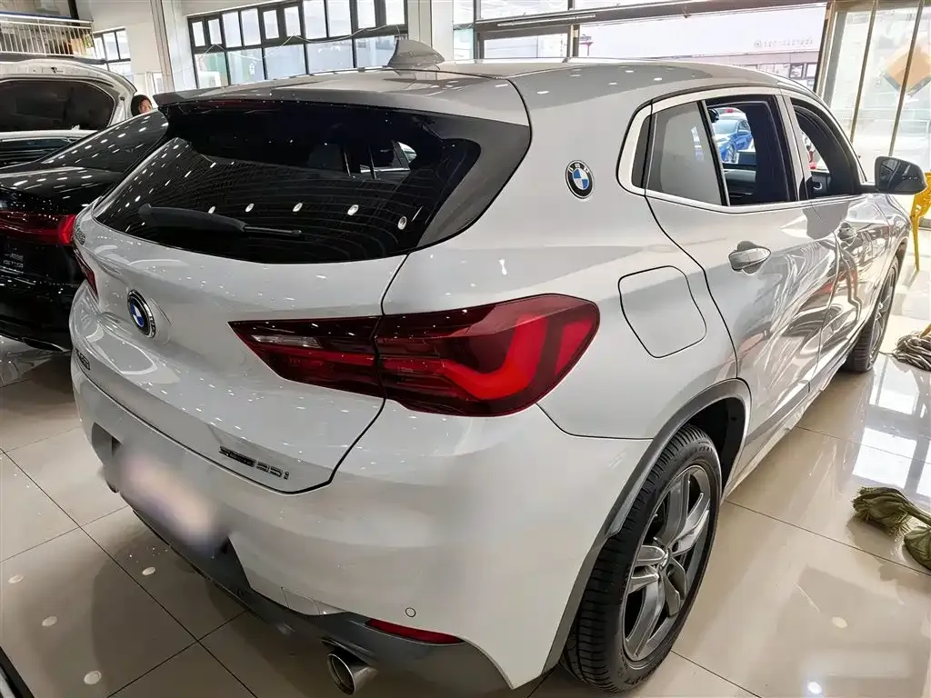 BMW X2 — фото 7