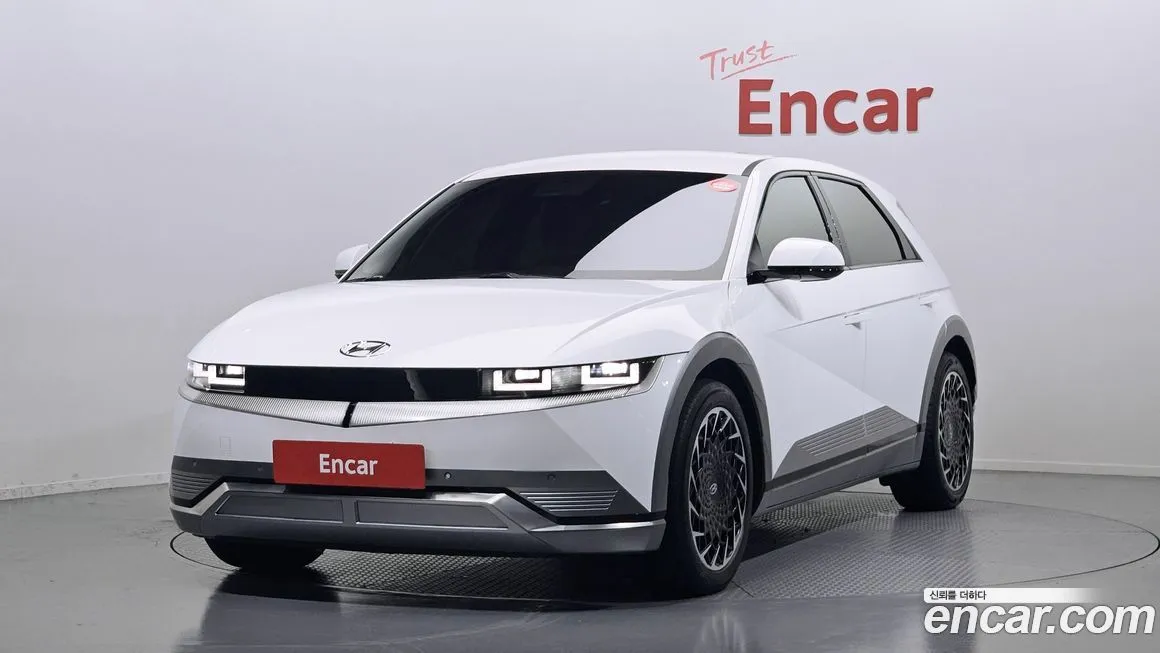 Hyundai Ioniq5 — фото 1