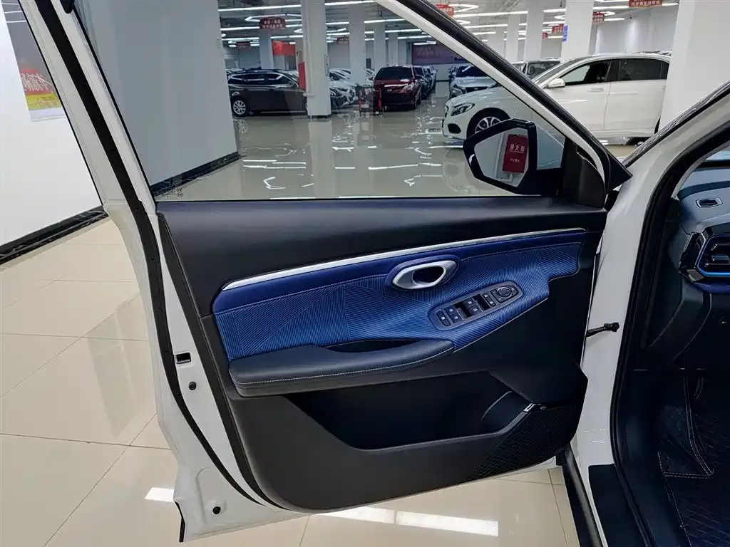 GAC Motor Trumpchi GS3 — фото 10