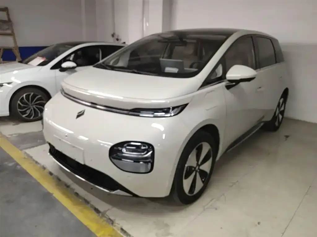 Baojun Yunduo — фото 9