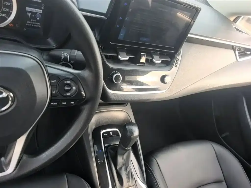 Toyota Allion — фото 10