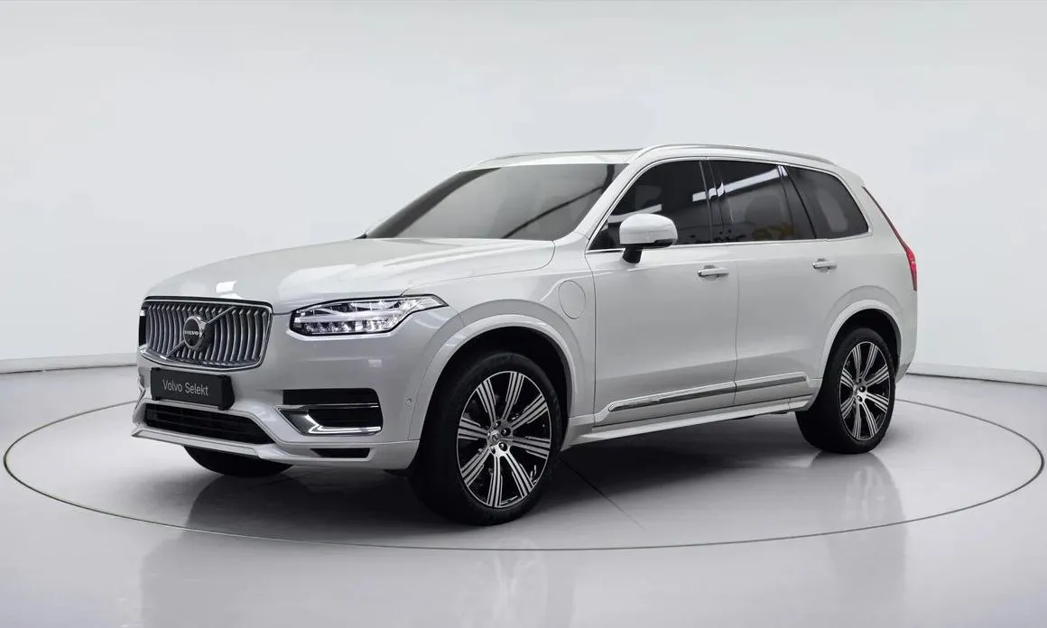 Volvo XC90 — фото 1