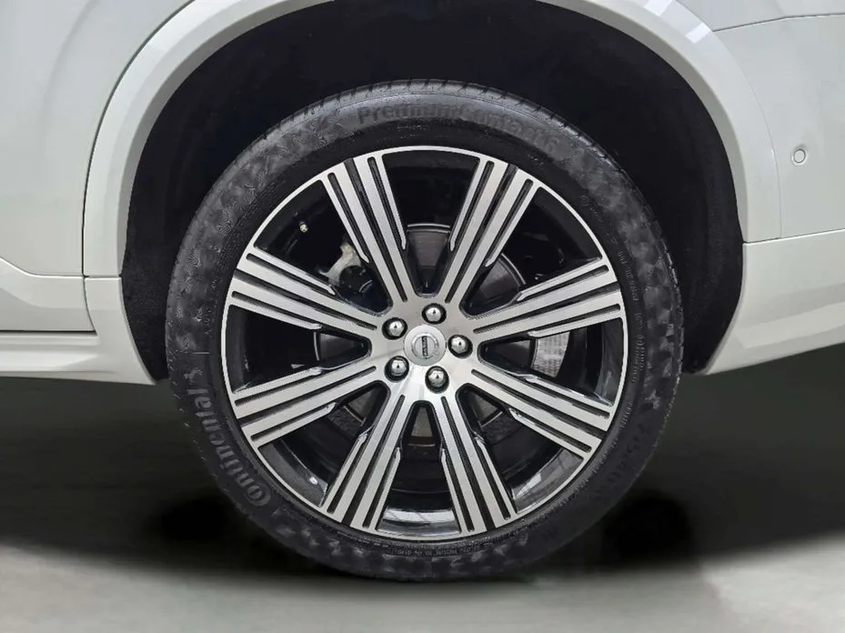 Volvo XC90 — фото 7