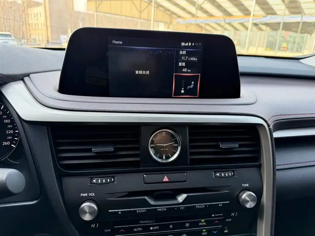 Lexus RX — фото 10