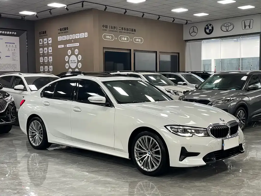 BMW 3 Series — фото 10
