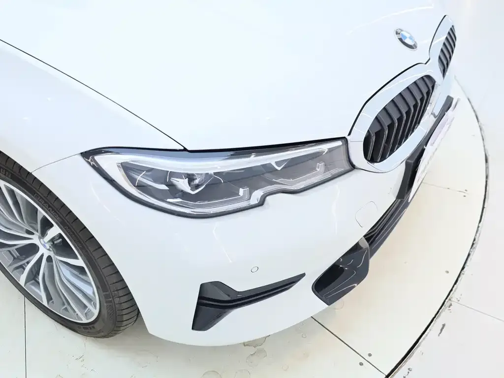 BMW 3 Series — фото 8