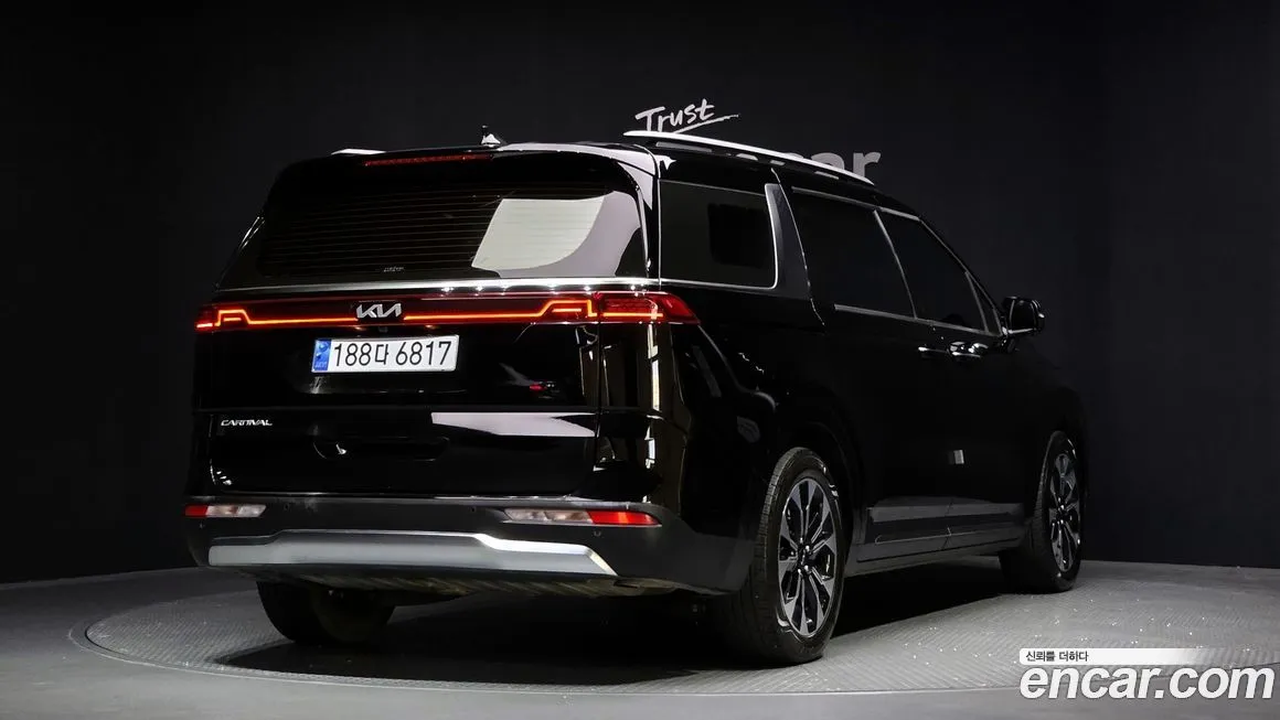 Kia Carnival — фото 2