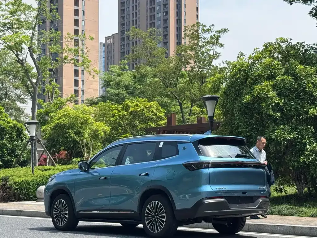 Chery Tiggo 8 PLUS C-DM — фото 8