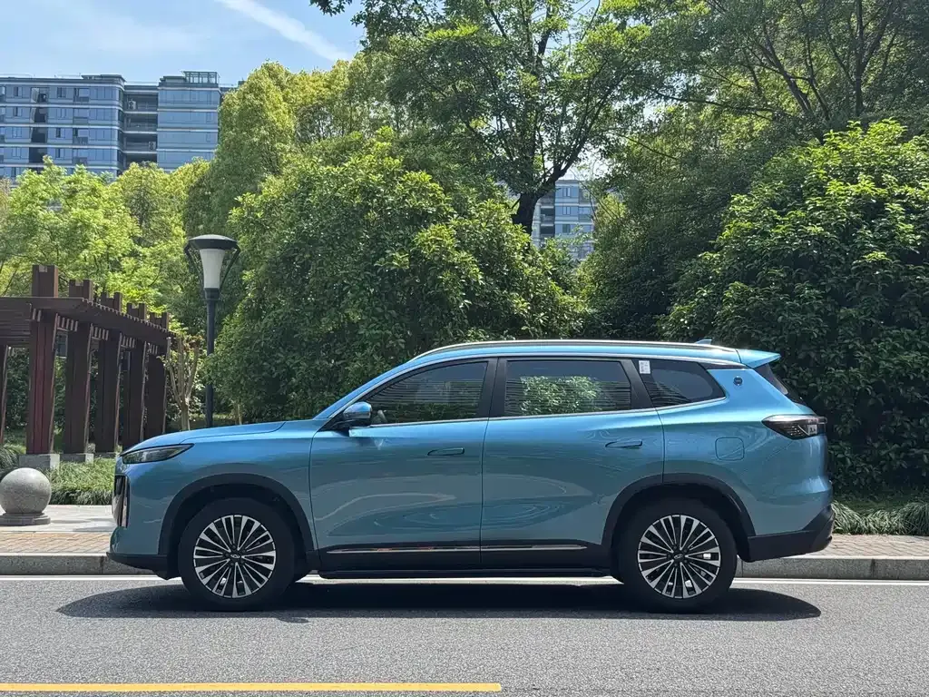 Chery Tiggo 8 PLUS C-DM — фото 10