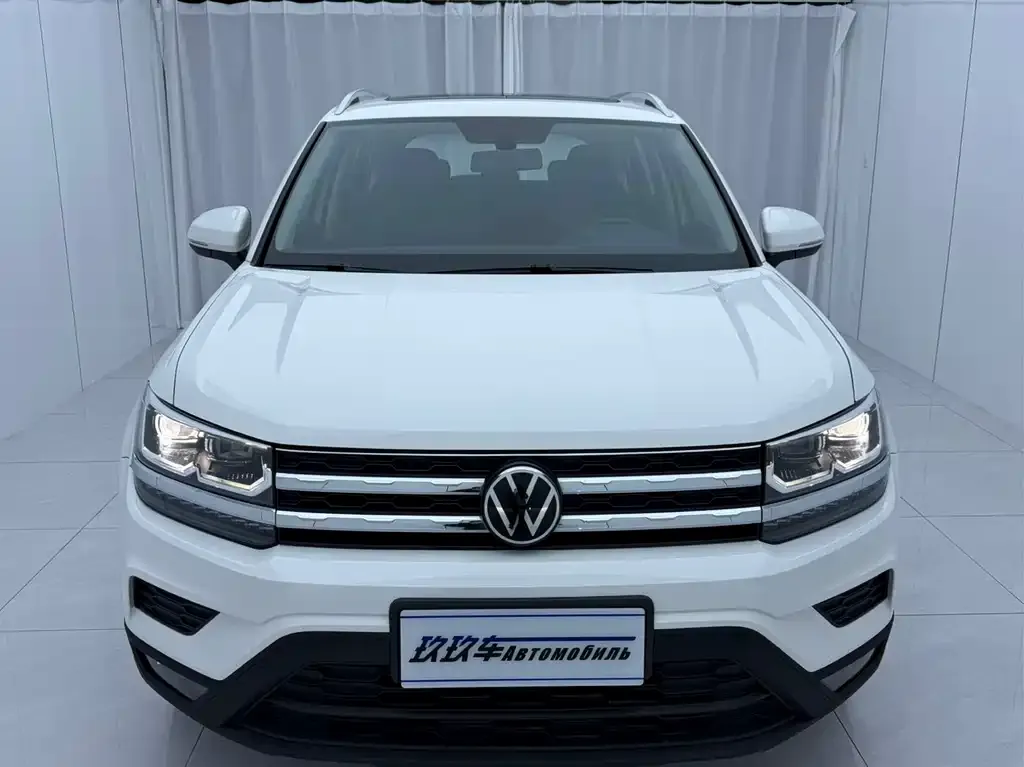 Volkswagen Tharu — фото 5