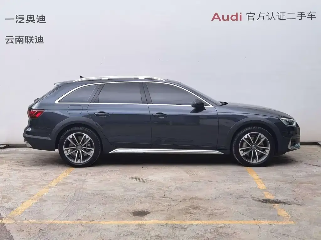 Audi A4 (Import) — фото 5