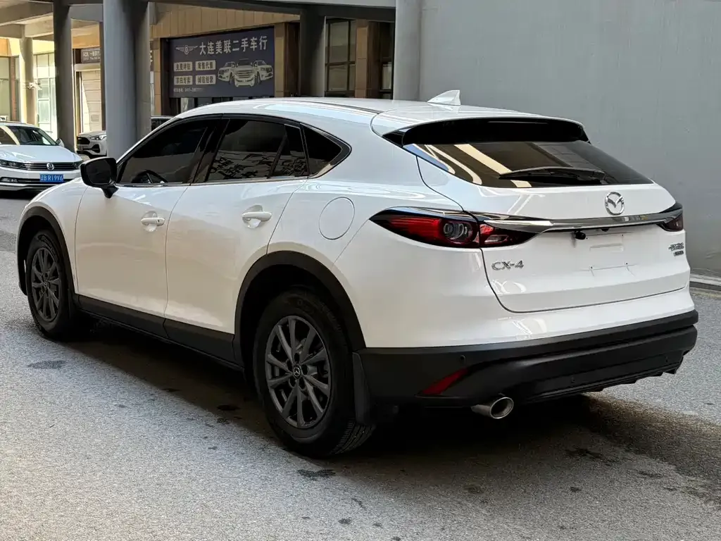 Mazda CX-4 — фото 2