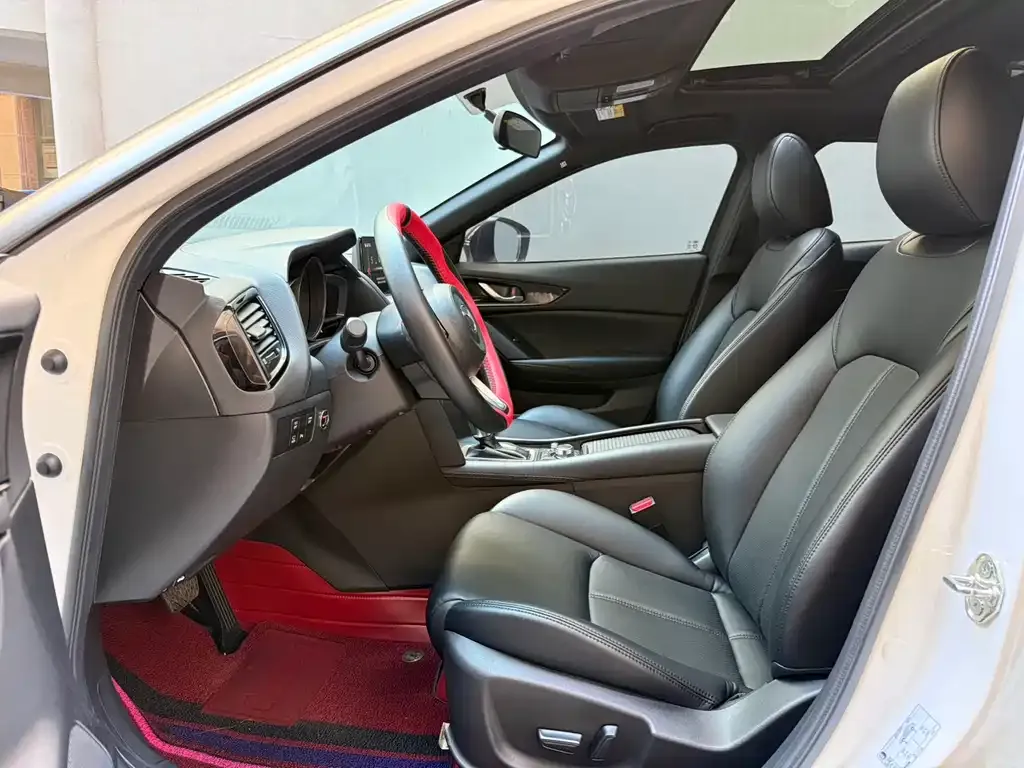 Mazda CX-4 — фото 3