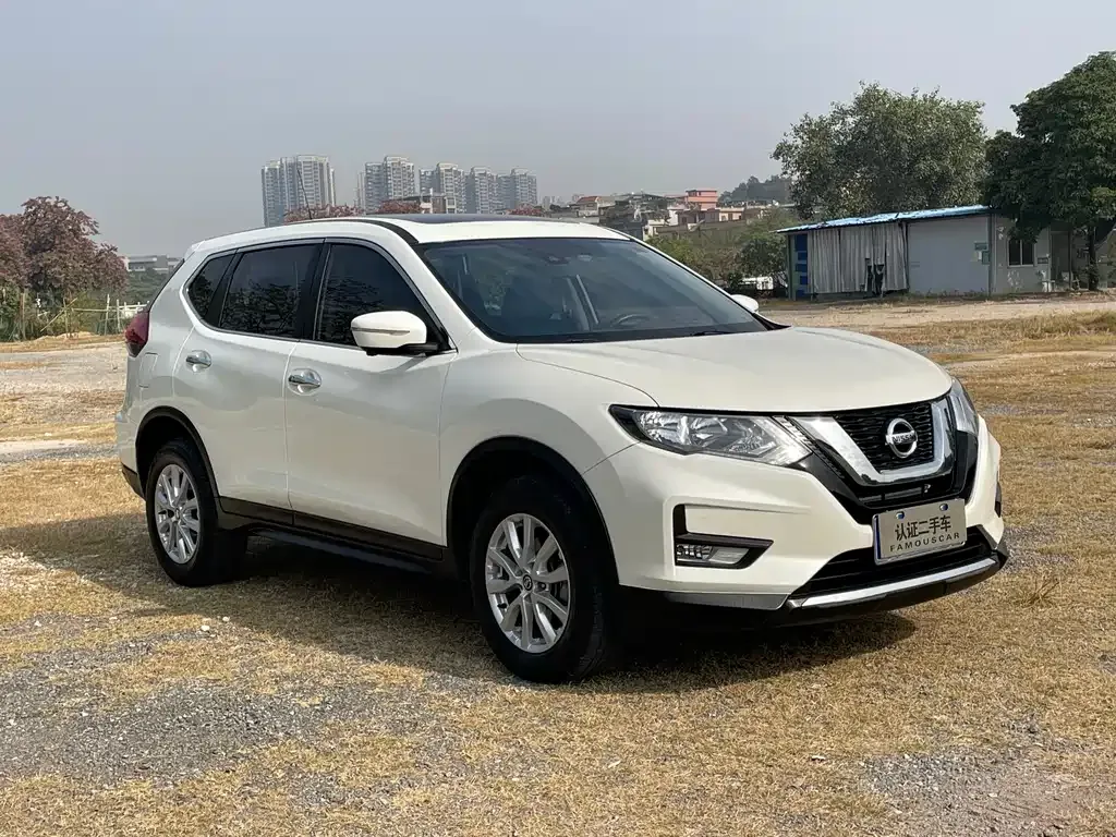 Nissan X-Trail — фото 3