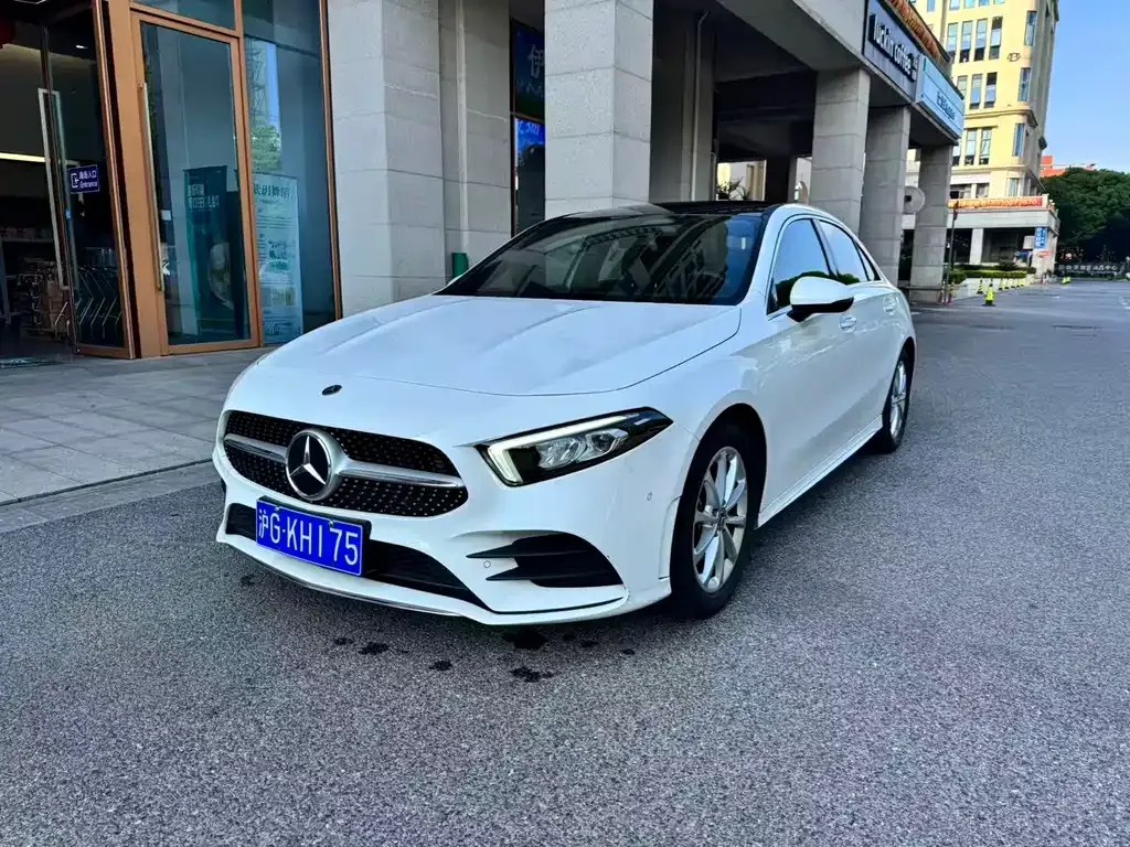 Mercedes-Benz A-Class — фото 1